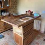 Îlot de cusine mis en place chez le client